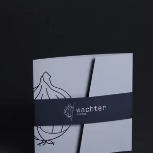 Egal ob Geburtstag, Hochzeitstag, Weihnachten oder einfach nur so: unser sch&ouml;n und hochwertig gestalteter Gutschein ist mit Hei&szlig;folienpr&auml;gung und Banderole immer das passende Geschenk.